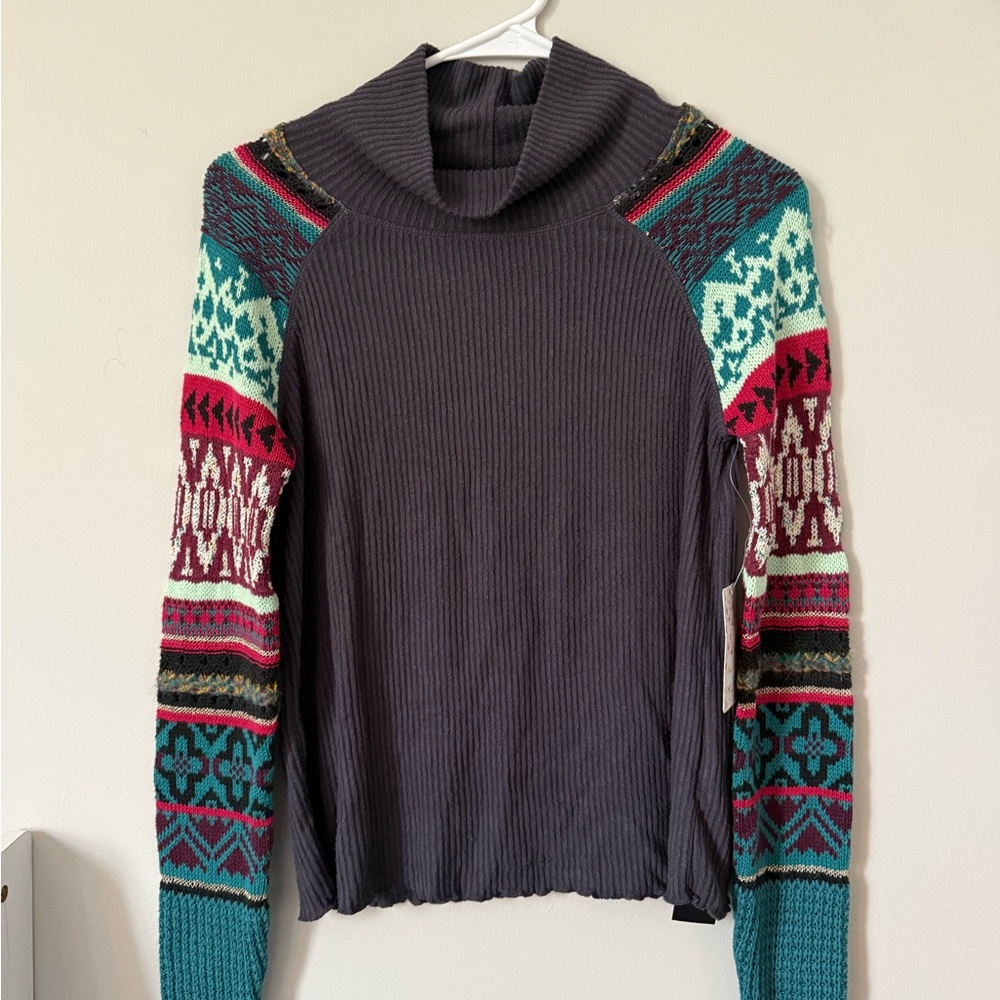 Free PeopleWomen's Charcoal Turtleneck Sweater with Multicolor Fair Isle Sleeves